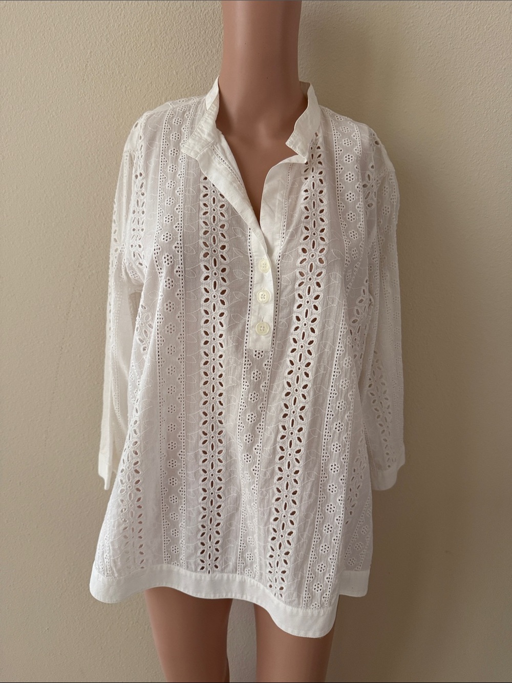 Jones New York White Eyelet Split-Neck Tunic
